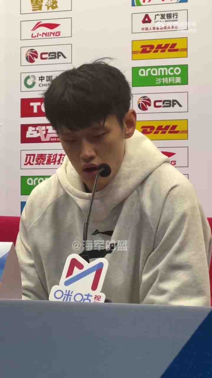曾凡博:这是很棒的团队胜利 登场就全力拼 会慢慢找回状态帮球队